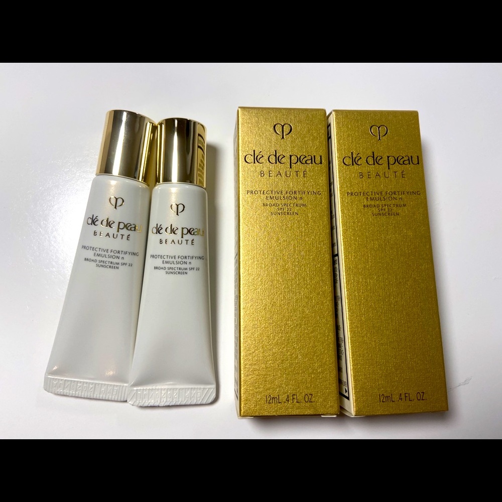 Cle de peau, Protective Fortifying Emulsion SPF 22